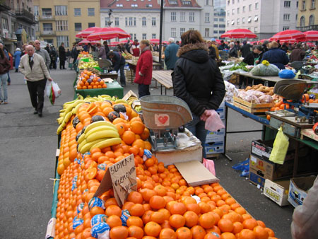 Dolac market, great fruit!